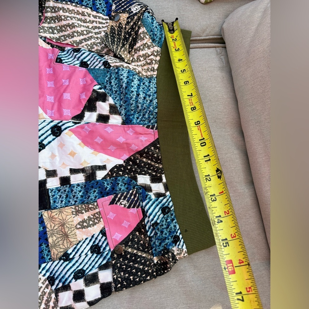 NWOT Free People Movement - patterned cargo shorts - size large - Picture 7 of 8